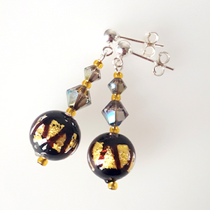Black zigzag 10mm Murano post earrings Black zigzag 10mm Murano post earrings