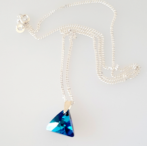 Bermuda blue pyramid crystal pendant Bermuda blue pyramid crystal pendant
