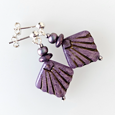 Purple diafan post earrings