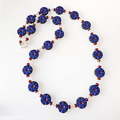 Cobalt/red wheel Necklace
