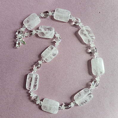 Rock crystal mix necklace