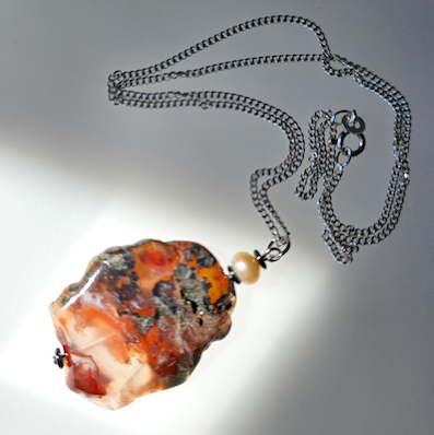 Moroccan seam agate pendant