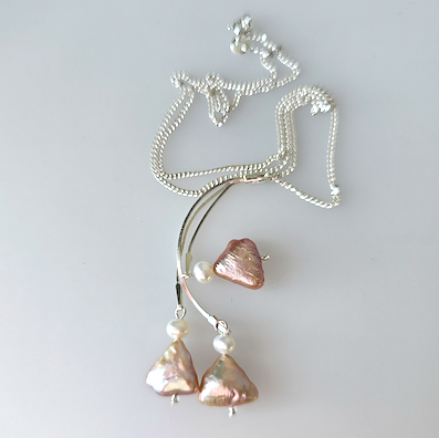 Peach freshwater pearl (triangles) pendant necklace
