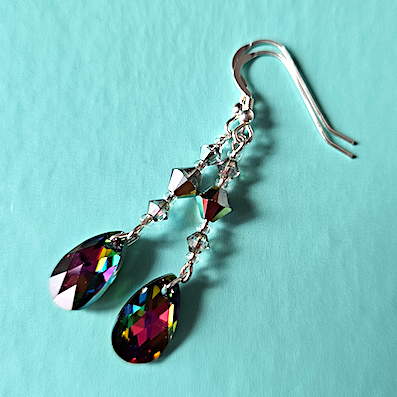 Green/multi pear shaped crystal hook earrigs