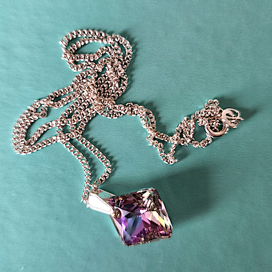Vitrail light rhombus crystal pendant