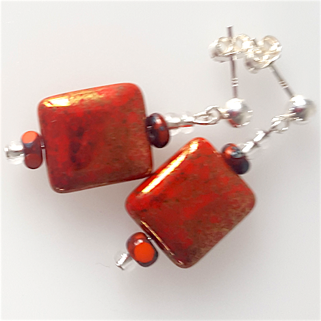 Red/clear pillow post earrings