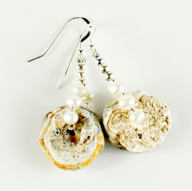 Sun Agate & Freshwater pearl hook earrings